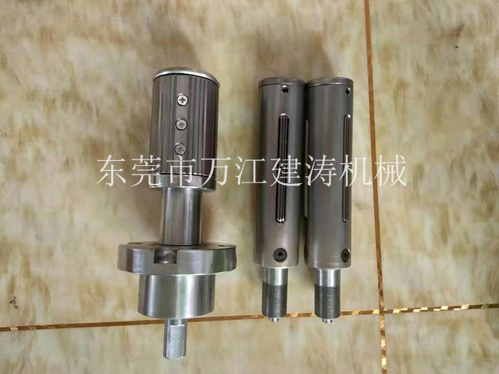 小氣脹軸