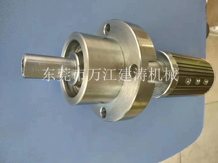 小氣脹軸